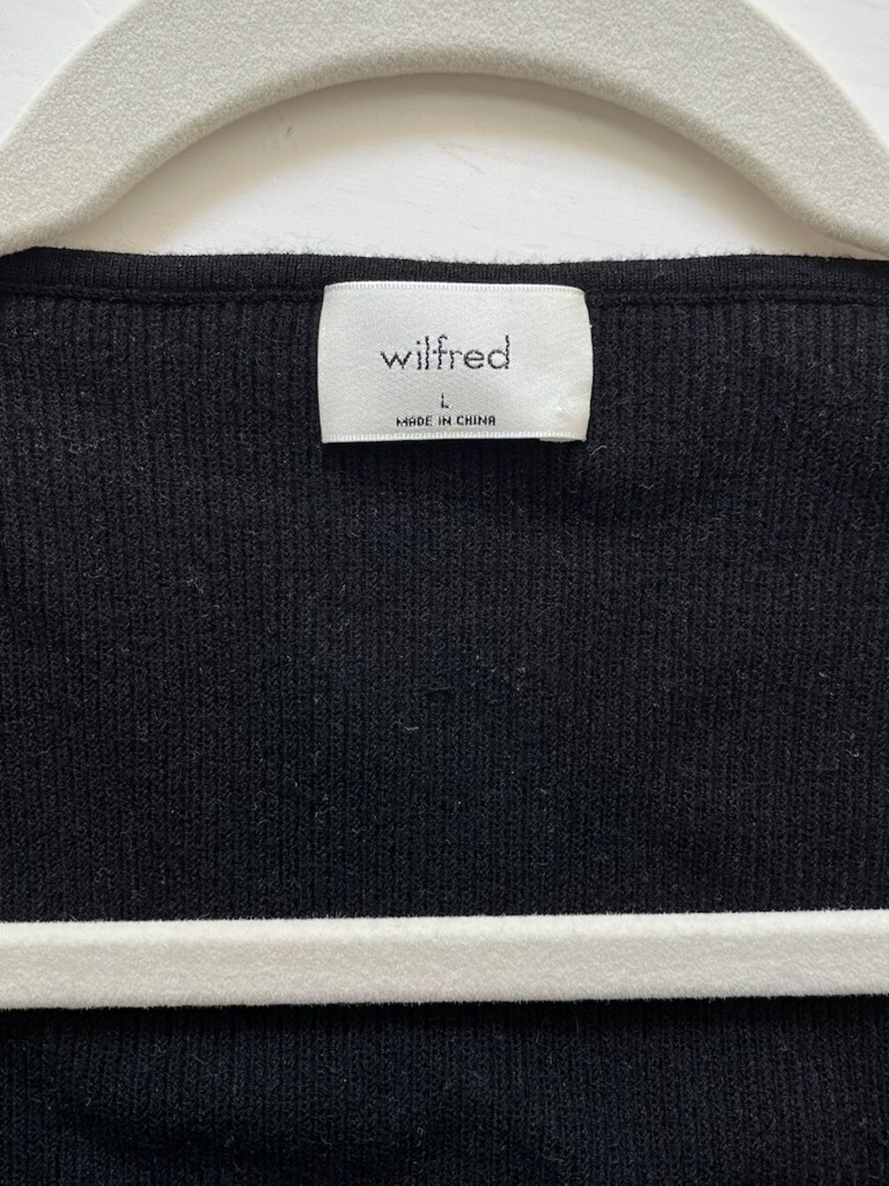 Aritzia Tuscany Top - Picture 5 of 5